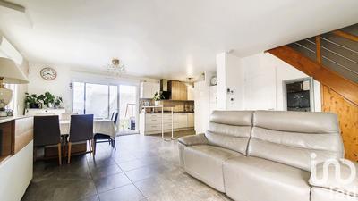 Maison - 122 m² - 6 pièces