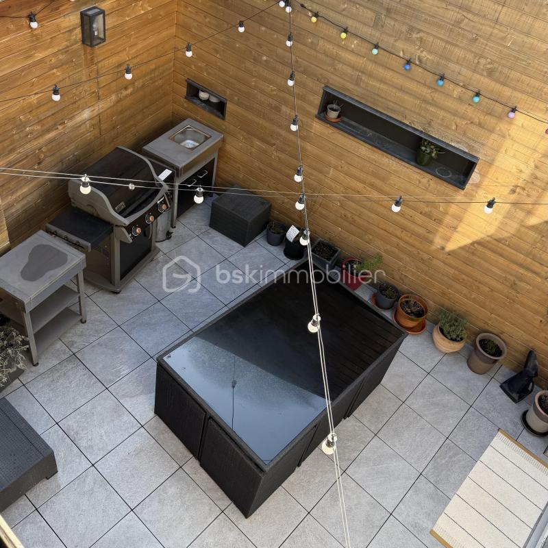 Maison de ville - 110 m² - 5 pièces