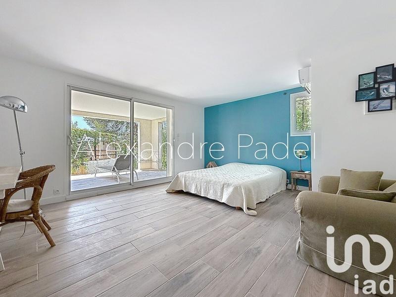 Maison - 270 m² - 10 pièces