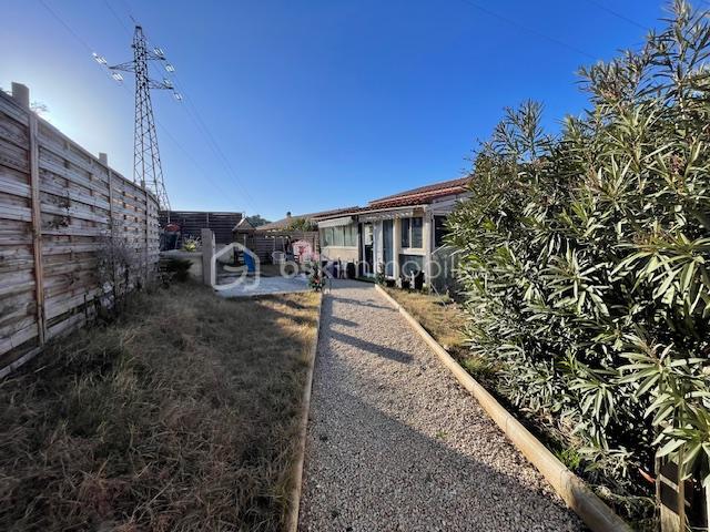 Villa - 200 m² - 10 pièces