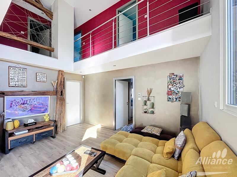 Maison ancienne - 170 m² - 6 pièces