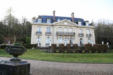 Manoir - 1 000 m² - 25 pièces