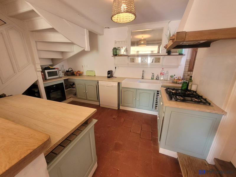 Maison ancienne - 126 m² - 8 pièces