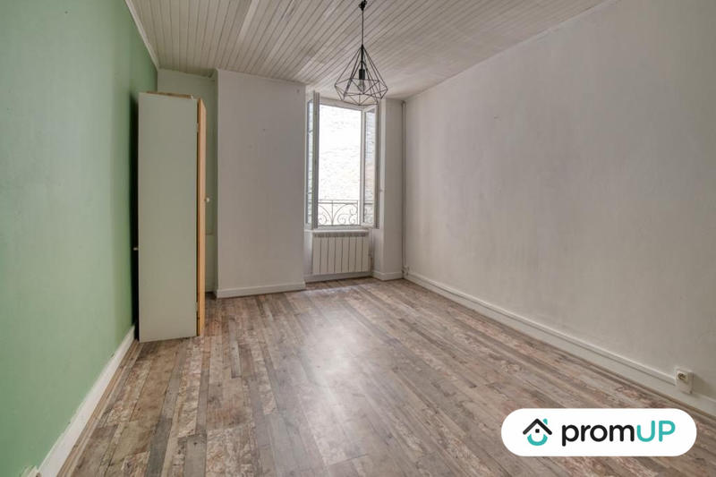 Maison - 90 m² - 3 pièces