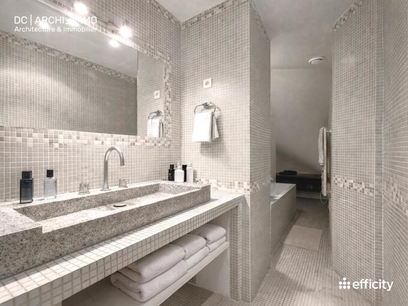 Appartement - 90 m² - 5 pièces