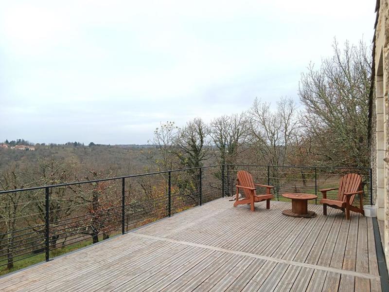 Maison - 140 m² - 5 pièces