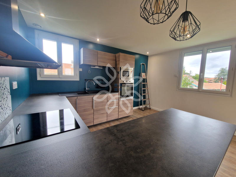 Maison - 107 m² - 5 pièces