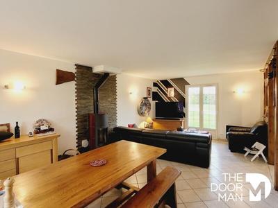 Maison - 130 m² - 5 pièces