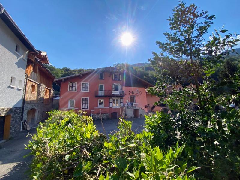 Appartement - 240 m² - 1 pièce