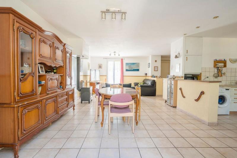 Maison - 106 m² - 6 pièces