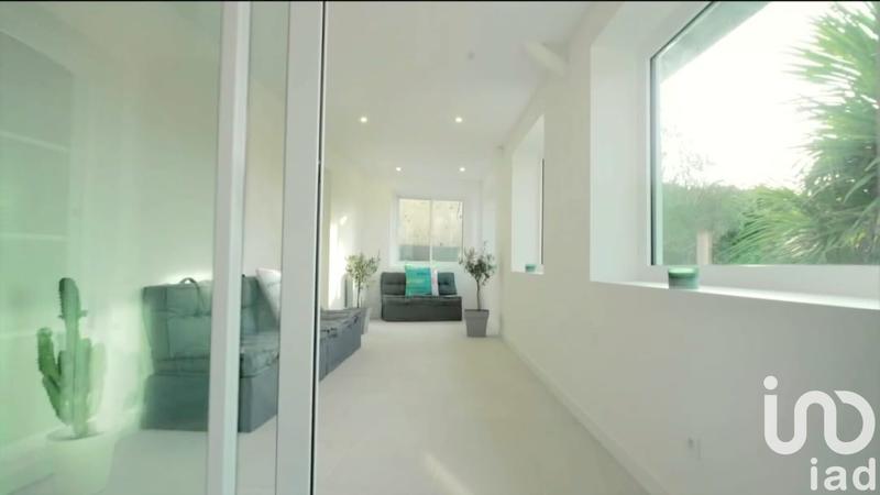 Maison - 350 m² - 10 pièces