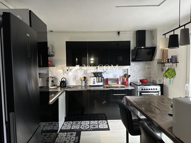 Maison - 100 m² - 4 pièces