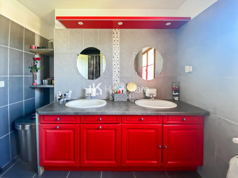 Maison - 154 m² - 7 pièces