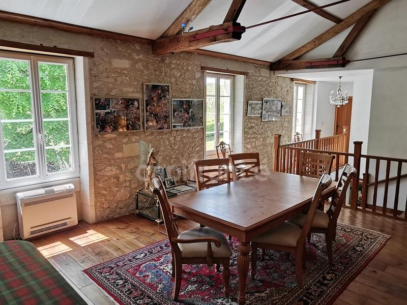 Maison de campagne - 292 m² - 9 pièces