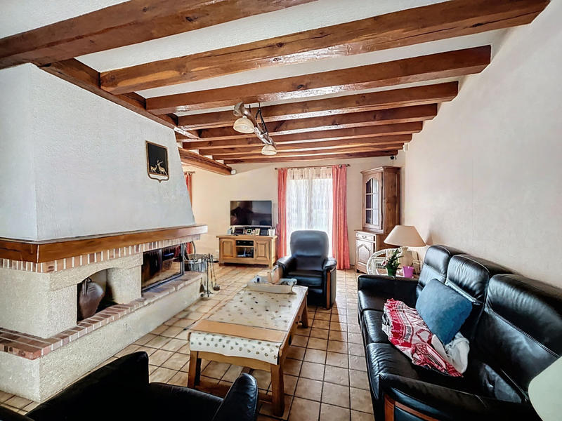 Maison - 99 m² - 4 pièces