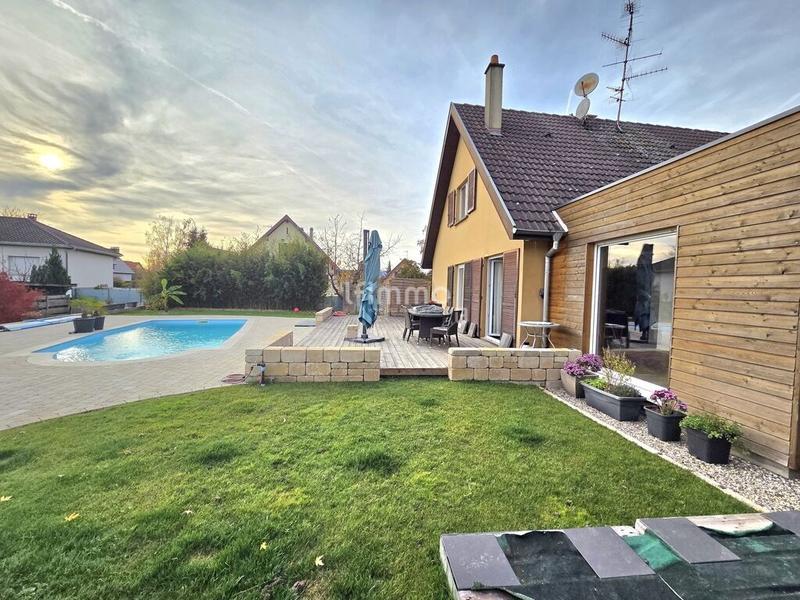 Maison - 150 m² - 7 pièces