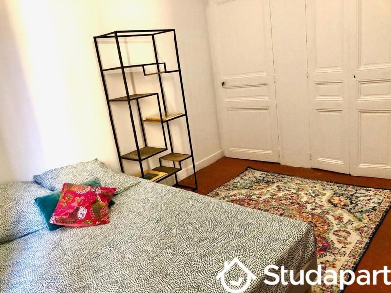 Chambre - 14 m² - 1 pièce