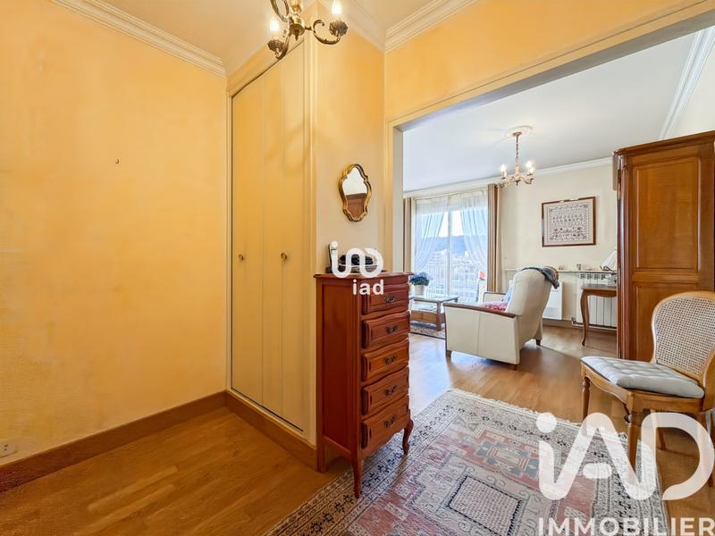 Appartement - 111 m² - 5 pièces