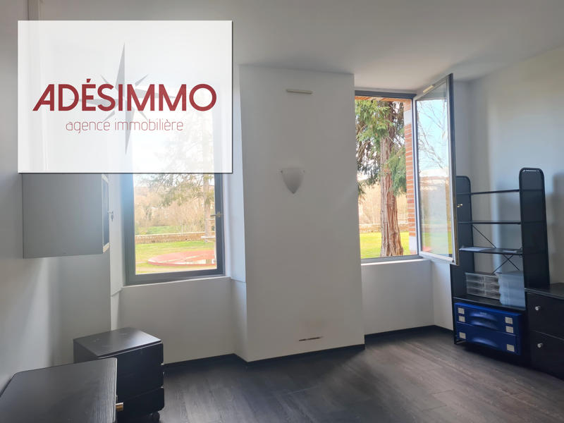 Propriété - 656 m² - 14 pièces