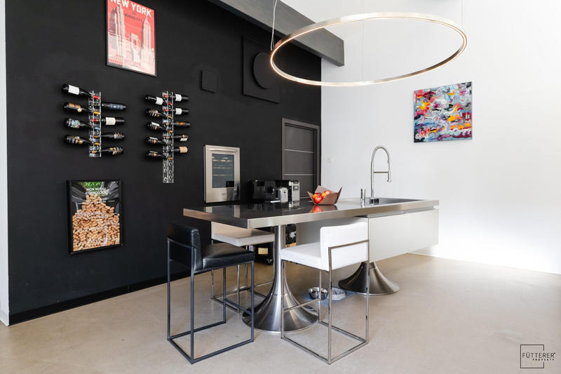 Maison contemporaine - 350 m² - 9 pièces