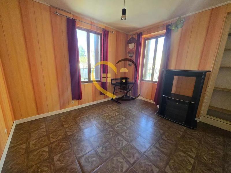 Maison - 226 m² - 11 pièces