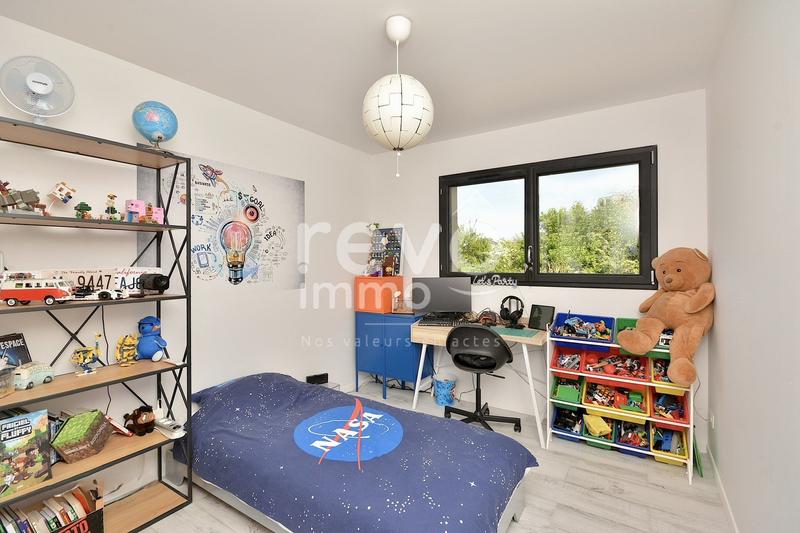 Maison - 159 m² - 5 pièces