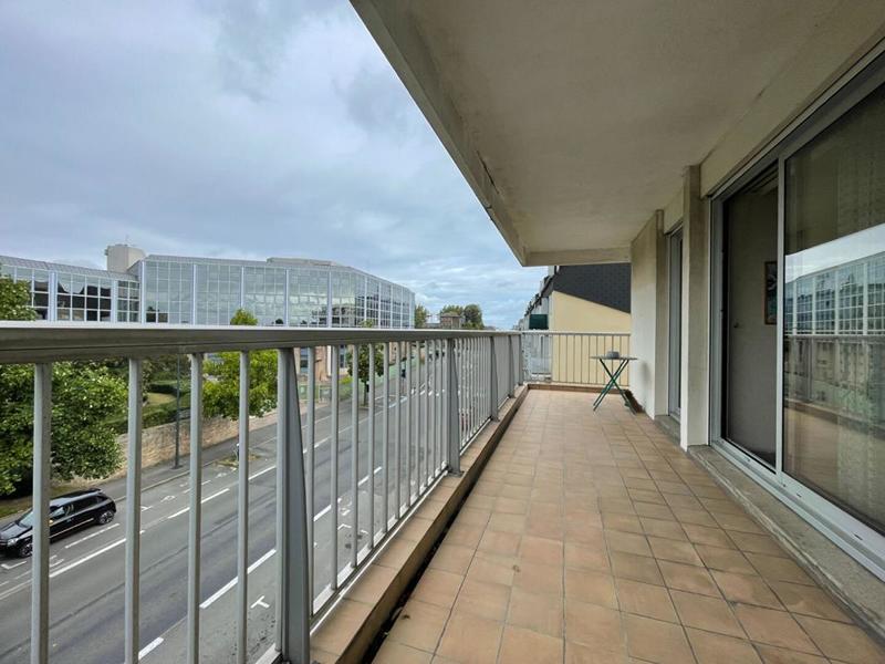 Appartement - 100 m² - 5 pièces