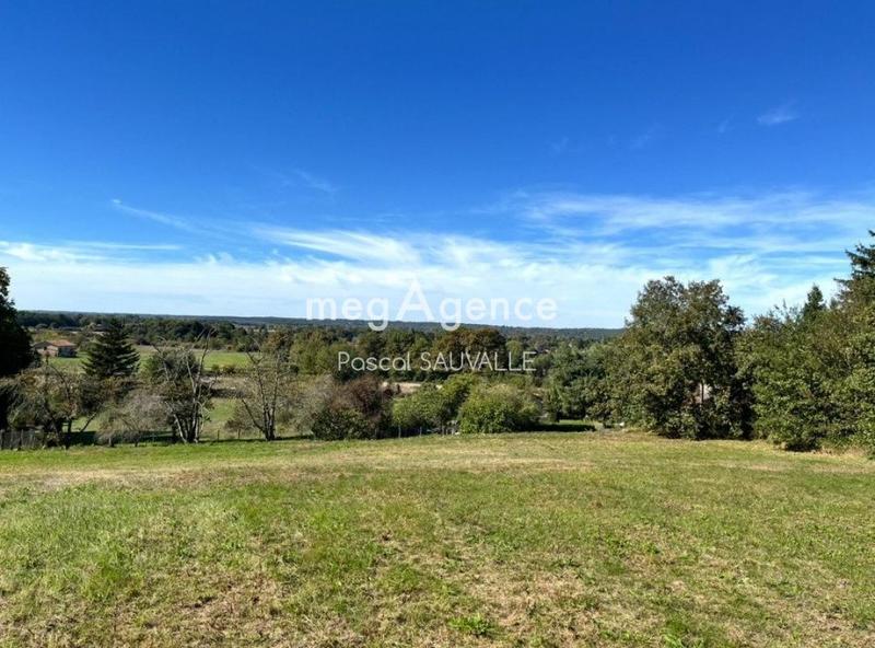 Terrain constructible - 4 800 m²