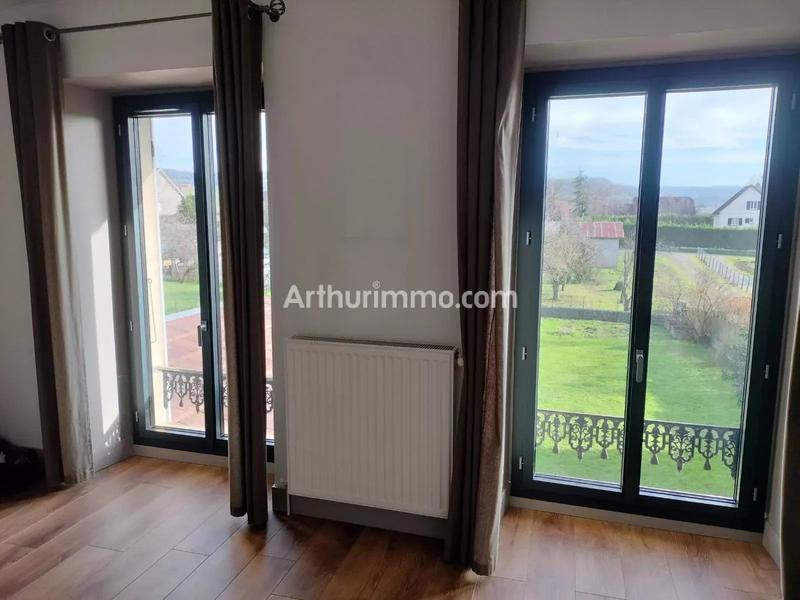 Appartement - 184 m² - 6 pièces