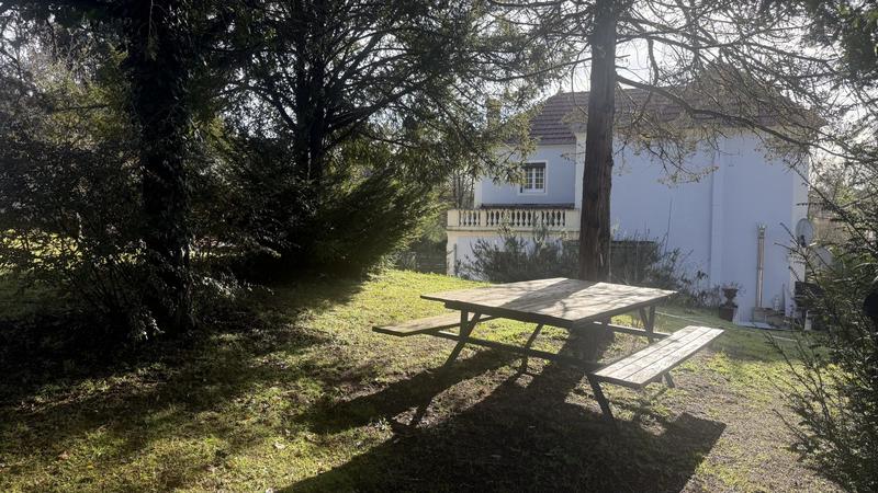 Maison - 144 m² - 7 pièces