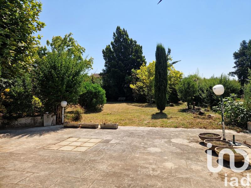 Maison - 290 m² - 9 pièces