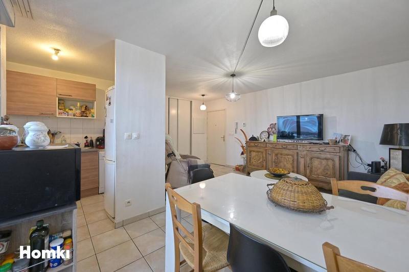 Appartement - 60 m² - 3 pièces