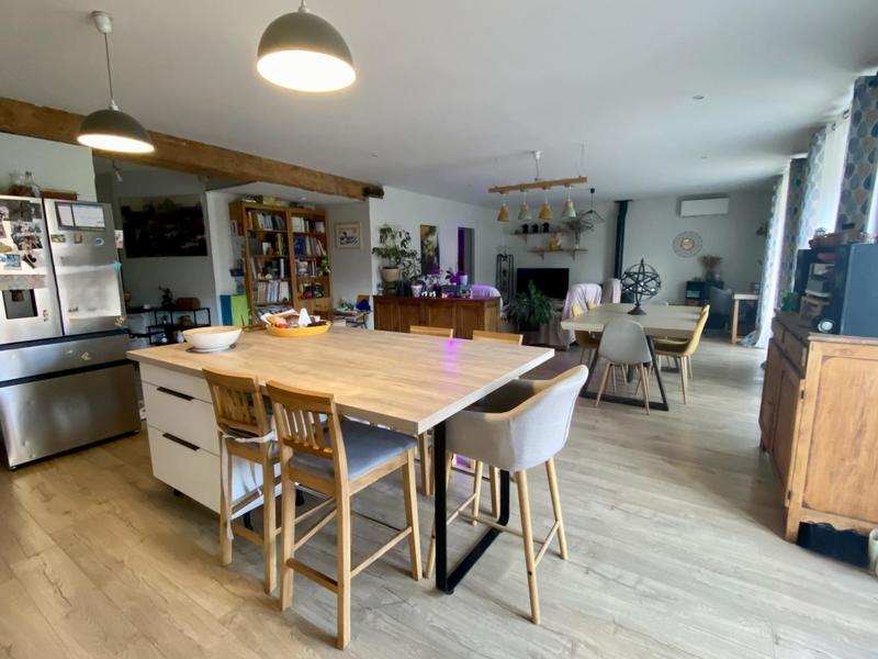 Maison - 168 m² - 6 pièces