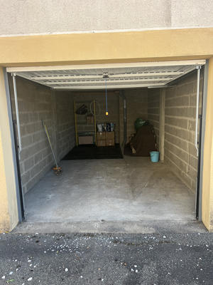 Parking / Garage - 17 m²