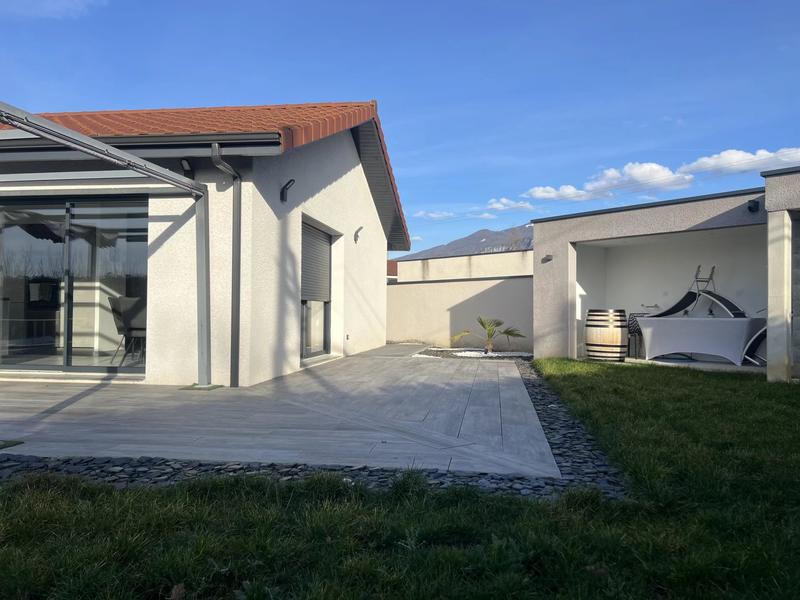 Maison - 115 m² - 6 pièces
