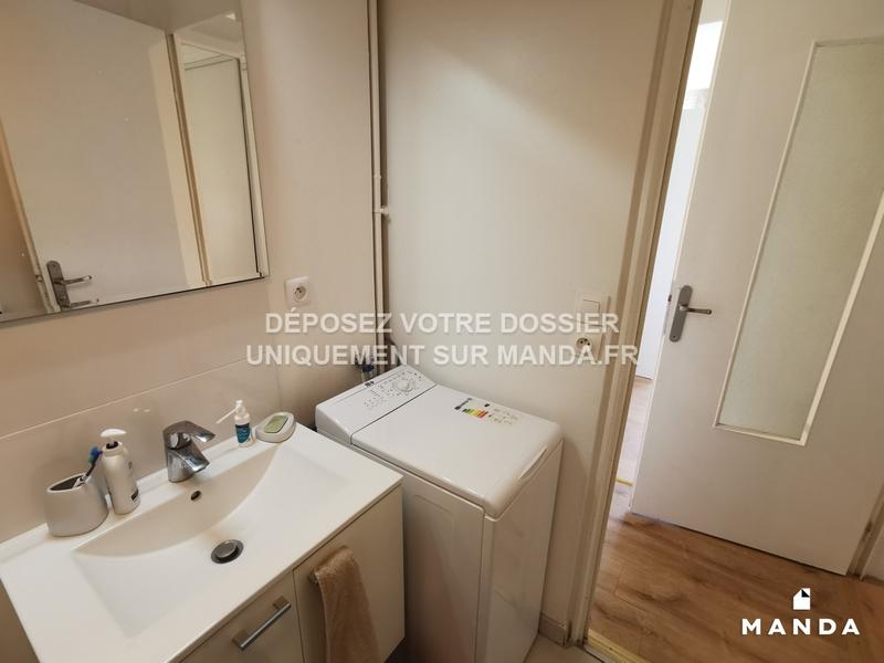 Chambre - 10 m² - 4 pièces