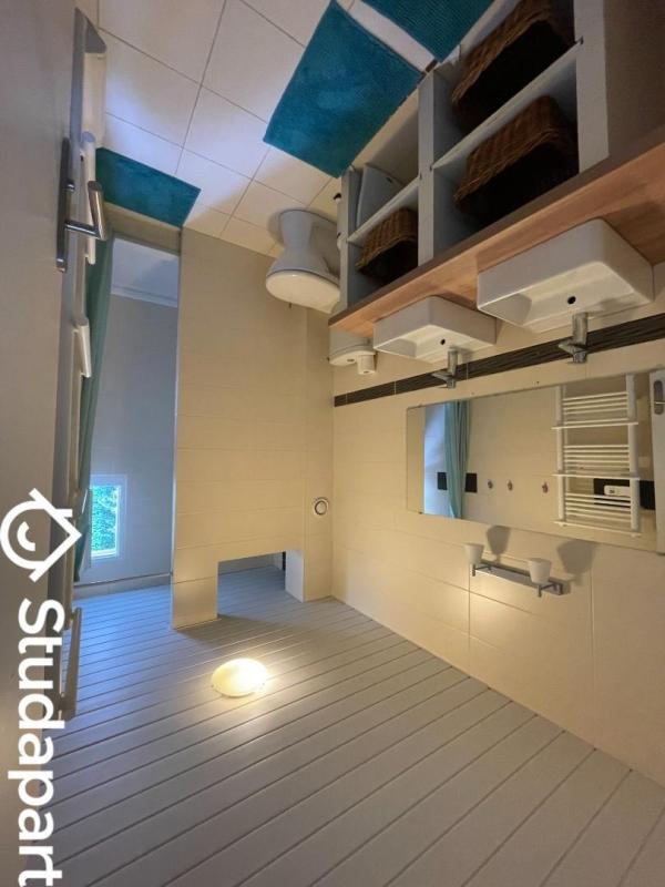 Chambre - 9 m² - 1 pièce