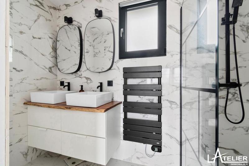 Maison - 85 m² - 5 pièces