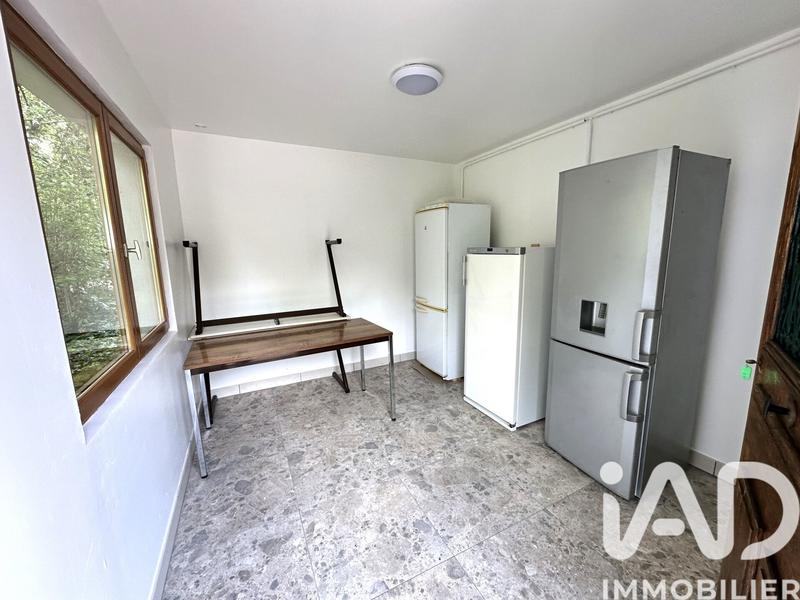 Terrain - 68 672 m²