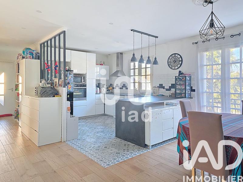 Maison - 75 m² - 4 pièces