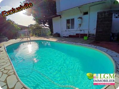 Immeuble - 260 m² - 11 pièces