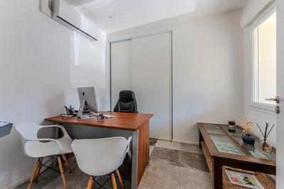 Local commercial - 50 m² - 4 pièces