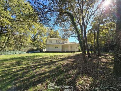 Maison - 186 m² - 6 pièces