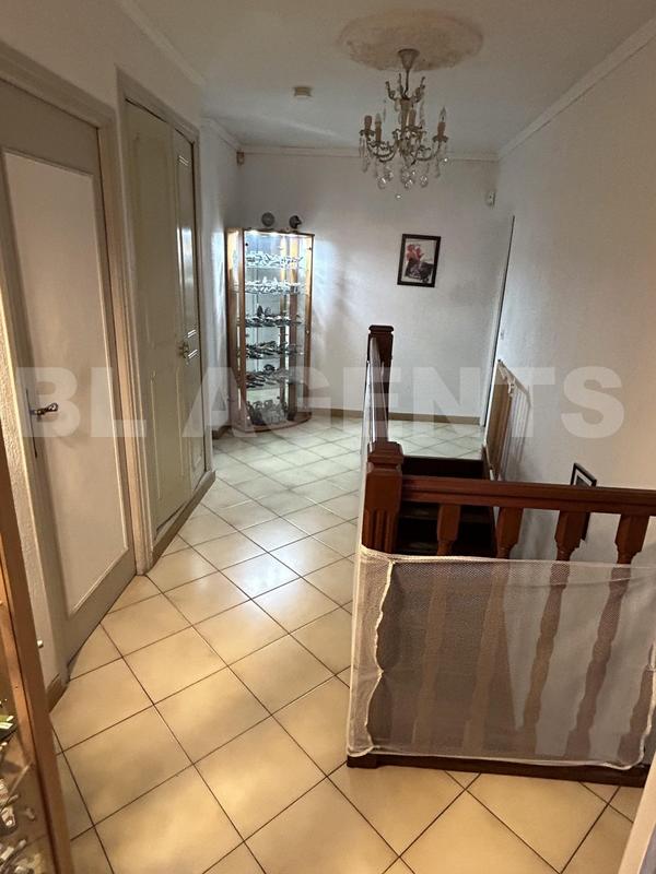 Maison - 165 m² - 5 pièces