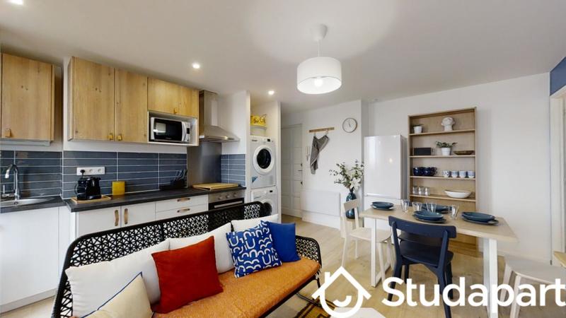 Chambre - 11 m² - 1 pièce