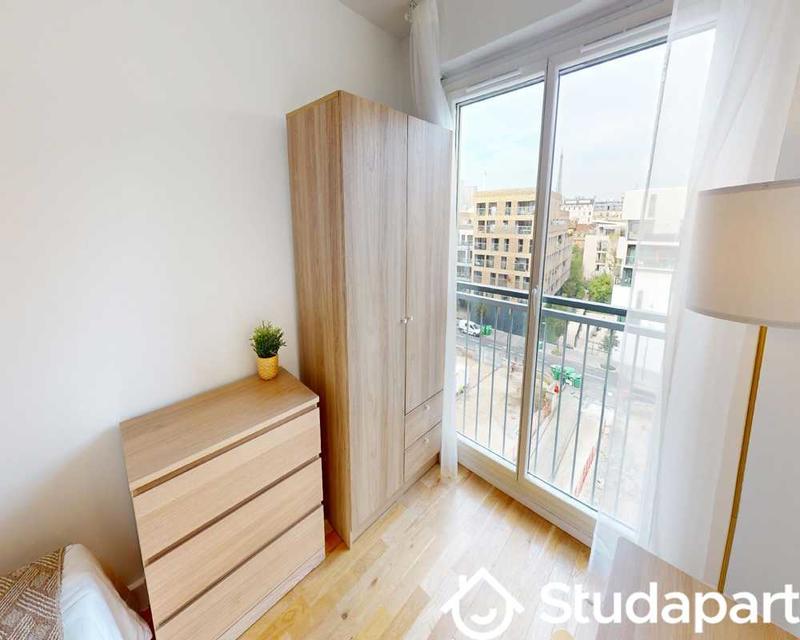 Chambre - 50 m² - 1 pièce