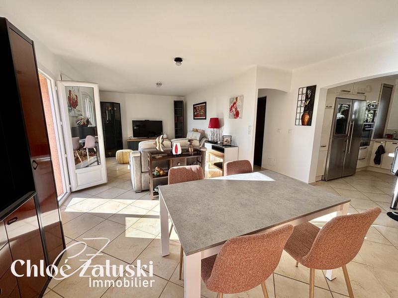 Appartement - 92 m² - 4 pièces