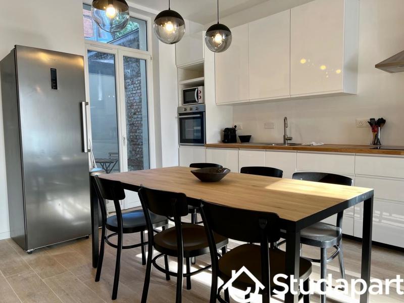 Chambre - 11 m² - 1 pièce