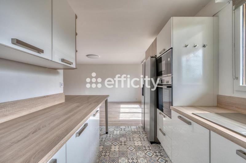 Appartement - 67 m² - 3 pièces