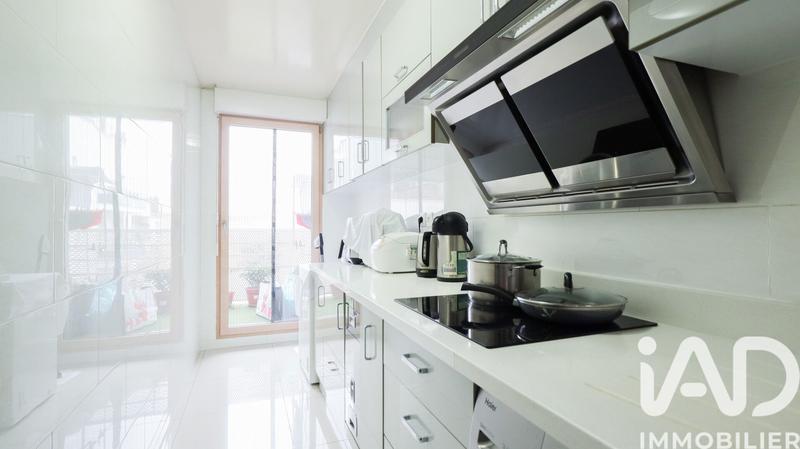 Appartement - 80 m² - 4 pièces